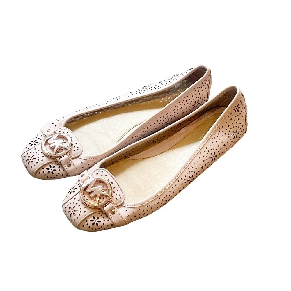 Michael Kors Fulton Logo Floral Perforated Leather Sandal Size 8 NWOB